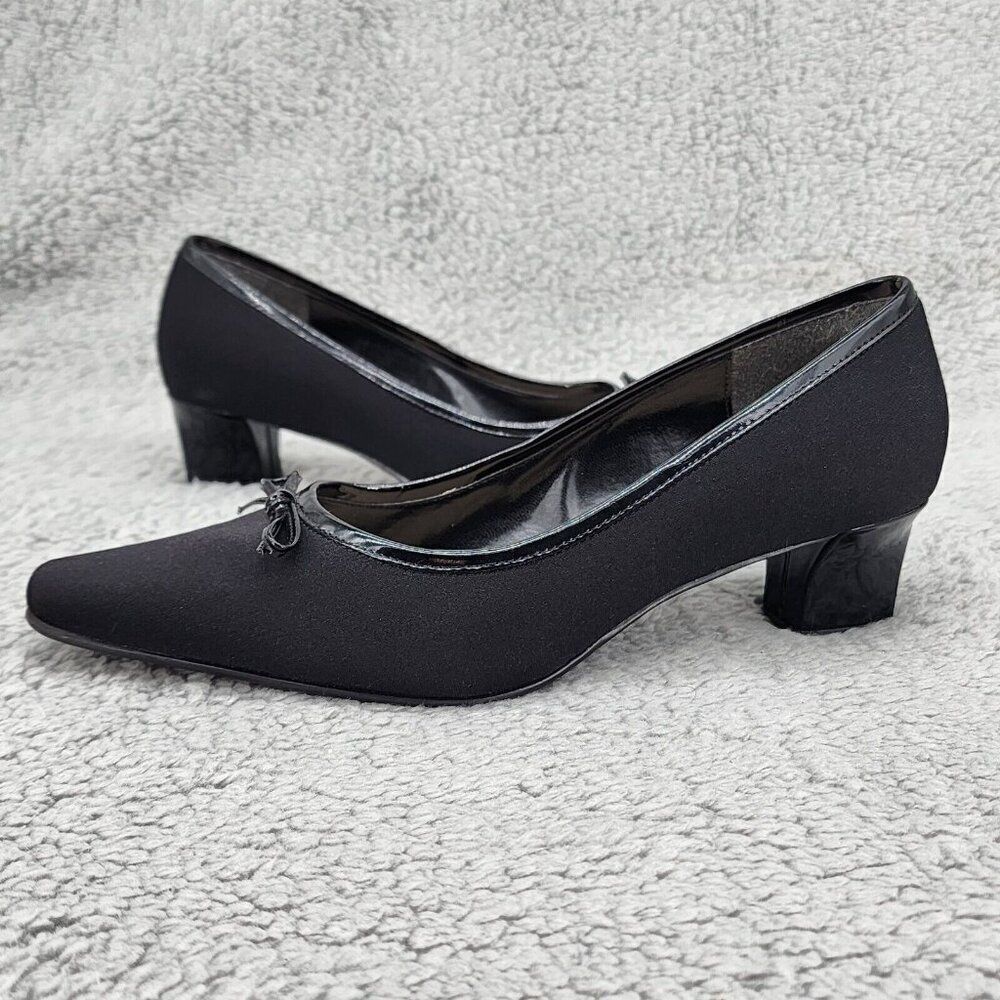 Naturalizer Black Pointed Toe Low Block Heel Pumps with Bow